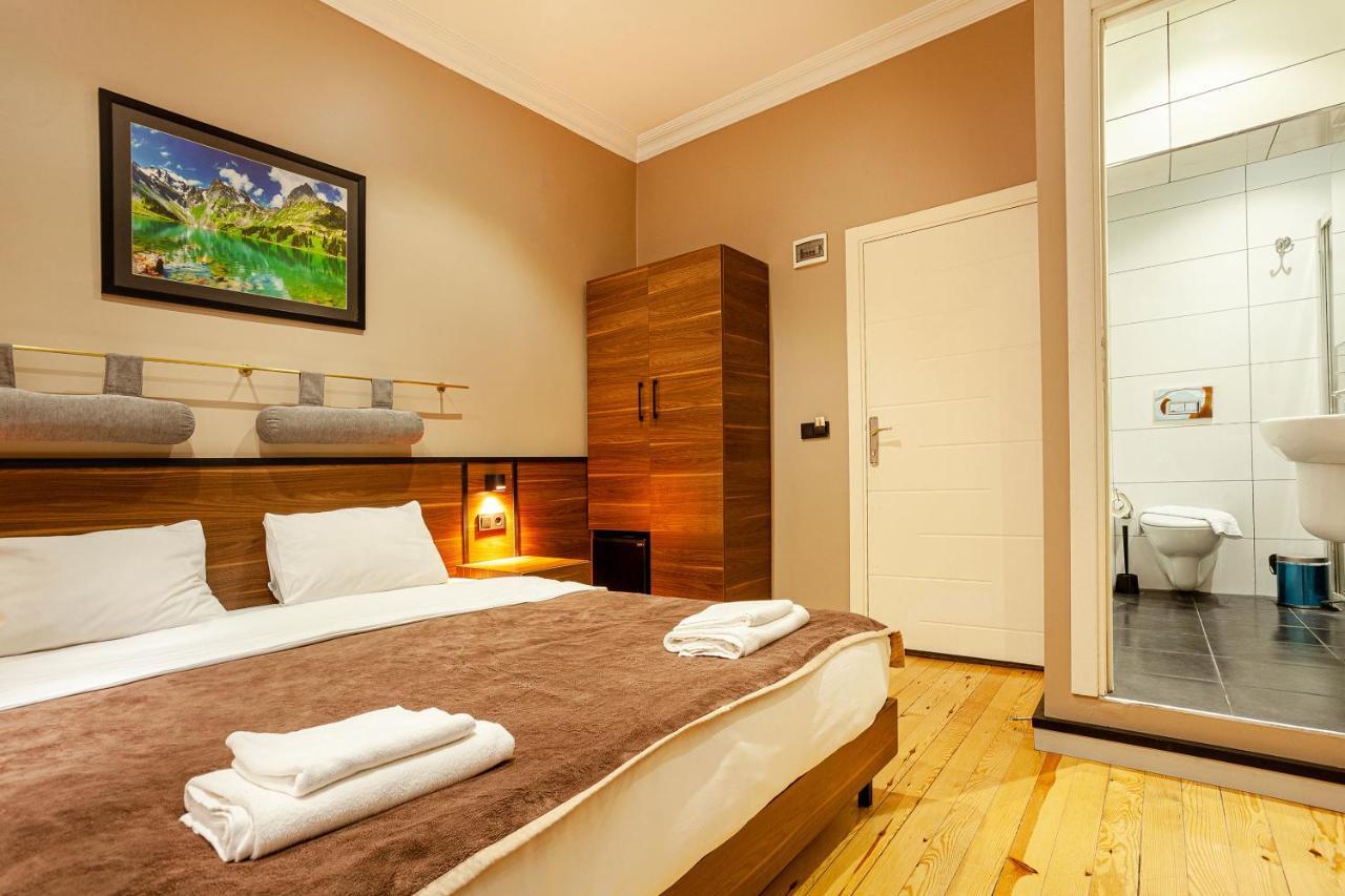 Aram Kerasi Rooms Istanbul Exterior photo