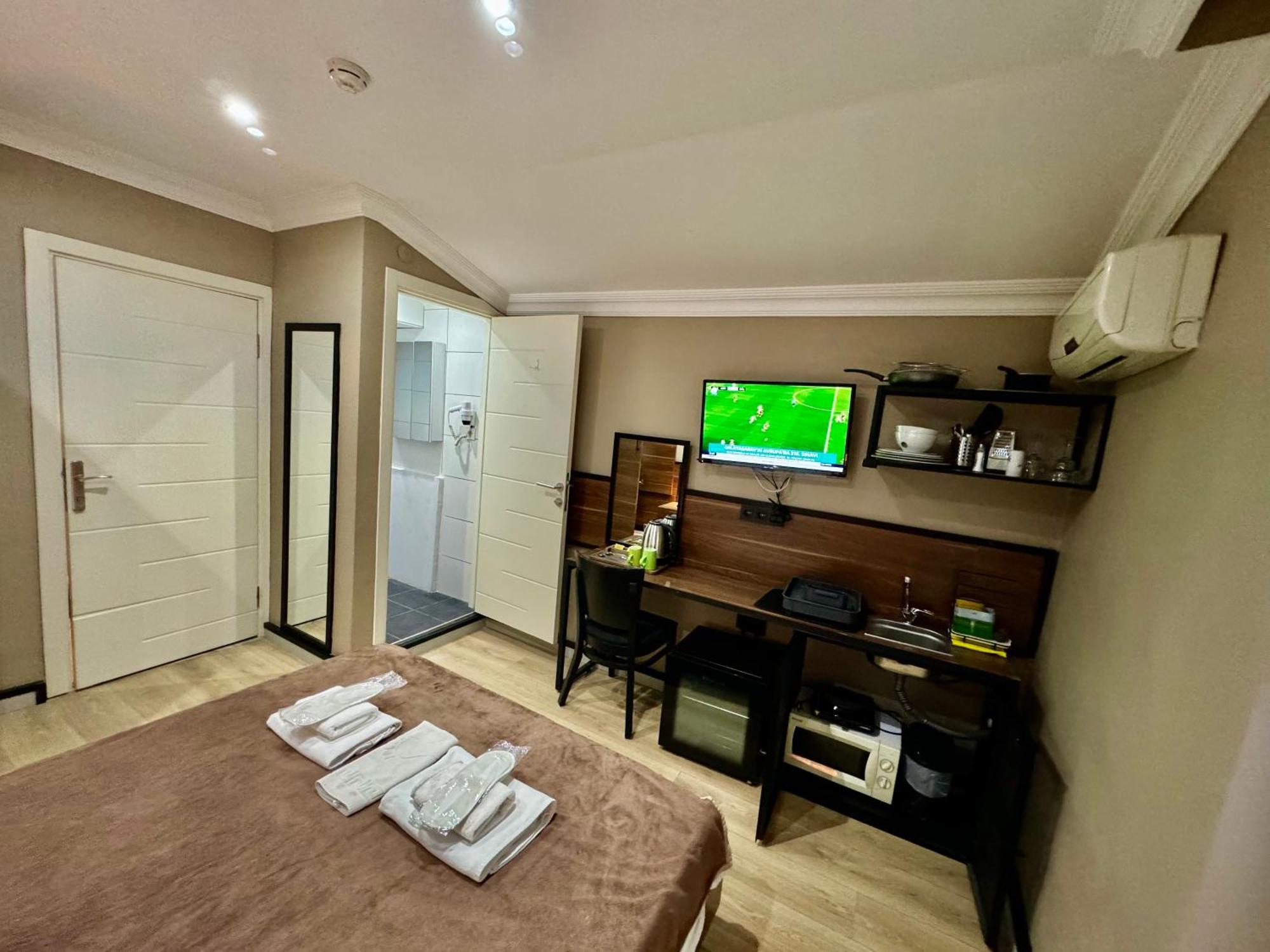 Aram Kerasi Rooms Istanbul Exterior photo